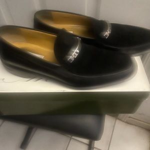 Men’s size 11 slip on